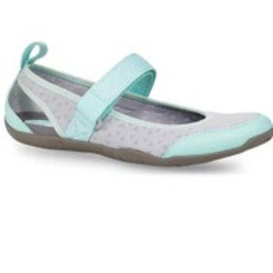 Teva Northwater Gore Slip-on